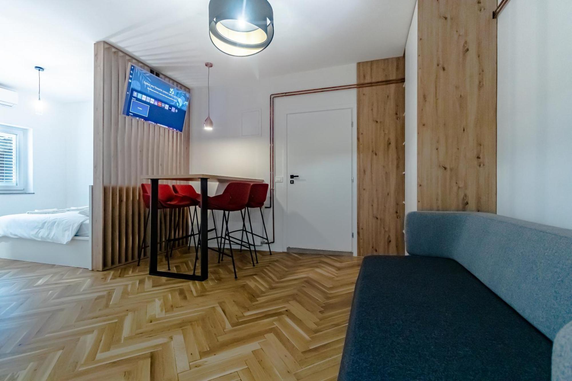 Upper Town Apartments Zagreb Bagian luar foto