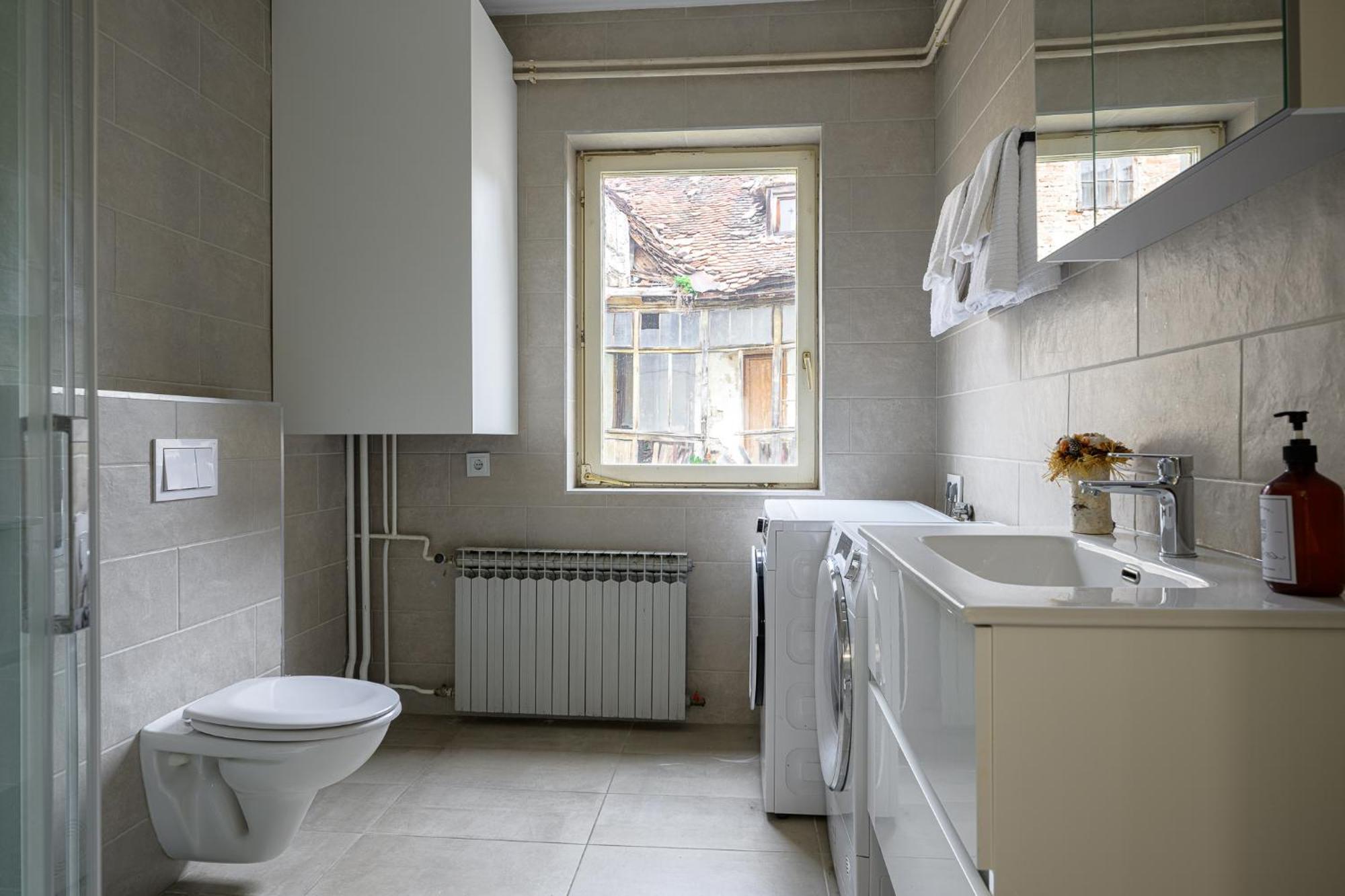 Upper Town Apartments Zagreb Bagian luar foto